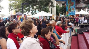 Público en Chicano Park