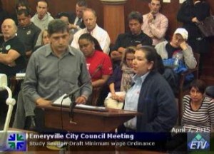 Trabajadores y dueños de pequeños negocios en audiencias del Concejo Municipal de Emeryville, California.