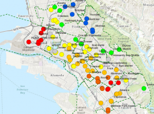 El distrito escolar de Oakland hizo un mapa de los factores de estrés en las escuelas. El original está aquí: http://arcg.is/1KgrrPc 