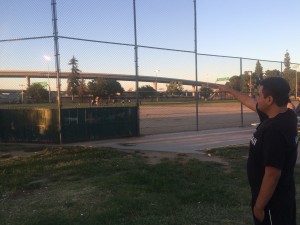 Marco Ocaña fue uno de los jóvenes que pidió renovar el parque de patinetas. Foto: Juan Santiago.