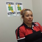 A Angelita Pardo, trabajadora de McDonald's, le redujeron las horas de trabajo después de sufrir un accidente laboral.