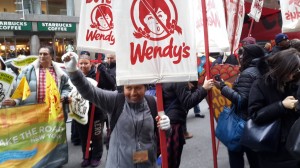 Julia, organizadora de la CIW en la ciudad de NY. Foto: Malú Huacuja del Toro