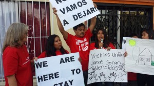 Soledad Zabaleta de 14 años defiende su derecho a no ser desalojados, es hija de Elvira. Foto: Rubén Tapia.