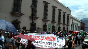 Marcha en el Zócalo. Foto: Vladimir Flores.