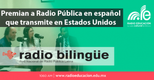 En el marco del 92 aniversario de Radio Educación, se otorgará el reconocimiento “José Vasconcelos” a Radio Bilingüe. En la imagen al micrófono de derecha a izquierda, Samuel Orozco, Chelis López y menos visible un invitado de Línea Abierta. Foto: Radio Educación.