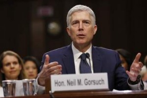 Juez Neil Gorsuch durante una de las audiencias de confirmación en el Senado. Foto: www.newsweek.com