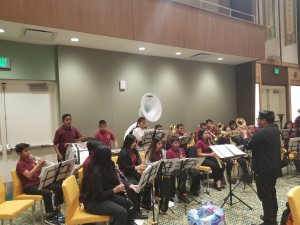 Banda Grandeza Oaxaqueña ameniza la cena de recepción de Embajadores Culturales - Guelaguetza Familiar.