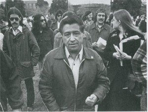 Entre los estudiantes del ’68 en el Este de Los Ángeles, las luchas campesinas de César Chávez –en la foto- fueron fuente de inspiración. Foto: www.sheknows.com.