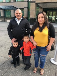 Norma Arévalo y su familia. Foto: Cortesía de Maru Mora Villalpando.