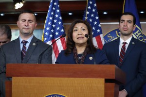 Congresista Norma Torres, del distrito 35 de California.