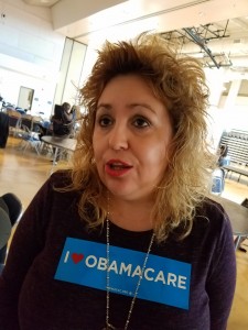 Nancy Gómez, Directora de Programas de Health Access, defiende Obamacare y apoya campaña Salud para Todos.