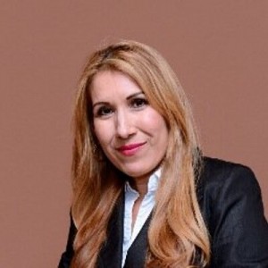 Araceli Martínez, reportera de La Opinión de Los Ángeles, y colaboradora deLínea Abierta. Foto: La Opinión.