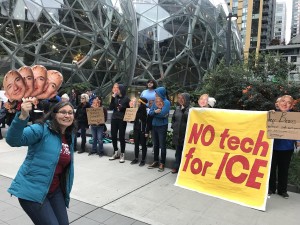 Miembros de la agrupación MiJente, en la protesta de Seattle. Foto: MiJente.