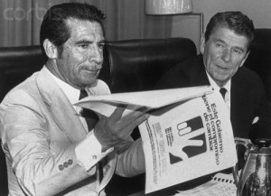 El dictador guatemalteco Efraín Ríos Montt y el presidente Ronald Reagan se reunieron el 4 de diciembre de 1982. Foto: http://peacehistory-usfp.org.