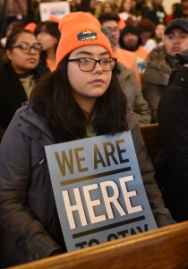 Joven ‘soñadora’ también se manifiesta en favor de la permanencia de dreamers y tepesianos en Estados Unidos.