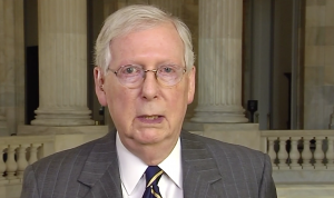 Senador de Kentucky líder del Senado, Mitch McConnell.