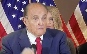 Rudolph Giuliani, en calidad de abogado de Trump en la demanda en Georgia.