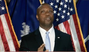 En su respuesta al discurso del presidente Biden, el senador afroestadunidense de Carolina del Sur, Tim Scott, desestimó los propósitos de la agenda presidencial.