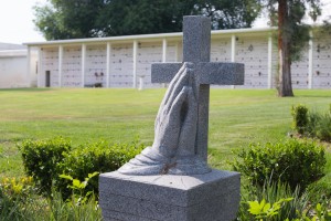 Live Oak Memorial Park Cemetery, in the city of Monrovia, California. Photo: Heidi de Marco. 