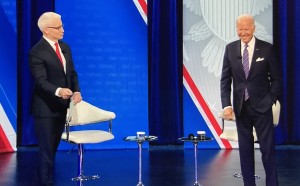 El presidente Joe Biden se pronunció el jueves por la noche en una asamblea popular televisada que a cerca de nada está fuera de la mesa de discusión, incluido el filibusterismo. Foto: José López Zamorano.