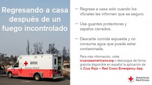 Ambulancia de la Cruz Roja. Guía para regreso a casa después de incendios. Foto: https://www.redcross.org/cruz-roja/nosotros/noticias-y-eventos/articulos-de-noticias/2022/incendios-forestales-en-colorado--la-cruz-roja-ayuda-a-los-evacuados.html.