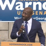 El candidato demócrata al Senado, Raphael Warnock comienza la campaña para atraer votantes en esta segunda vuelta que se realiza en Georgia el 6 de diciembre. Foto: HNS.